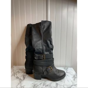 Motorcycle style, riding boots